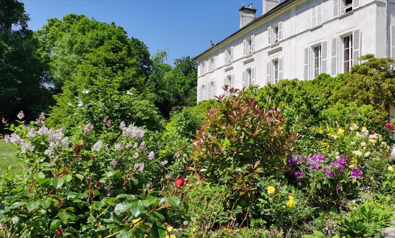 Chateau De Brinville Saint-Sauveur-sur-Ecole Ngoại thất bức ảnh